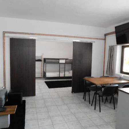 Mountain Vista Suites Zărneşti Exteriör bild