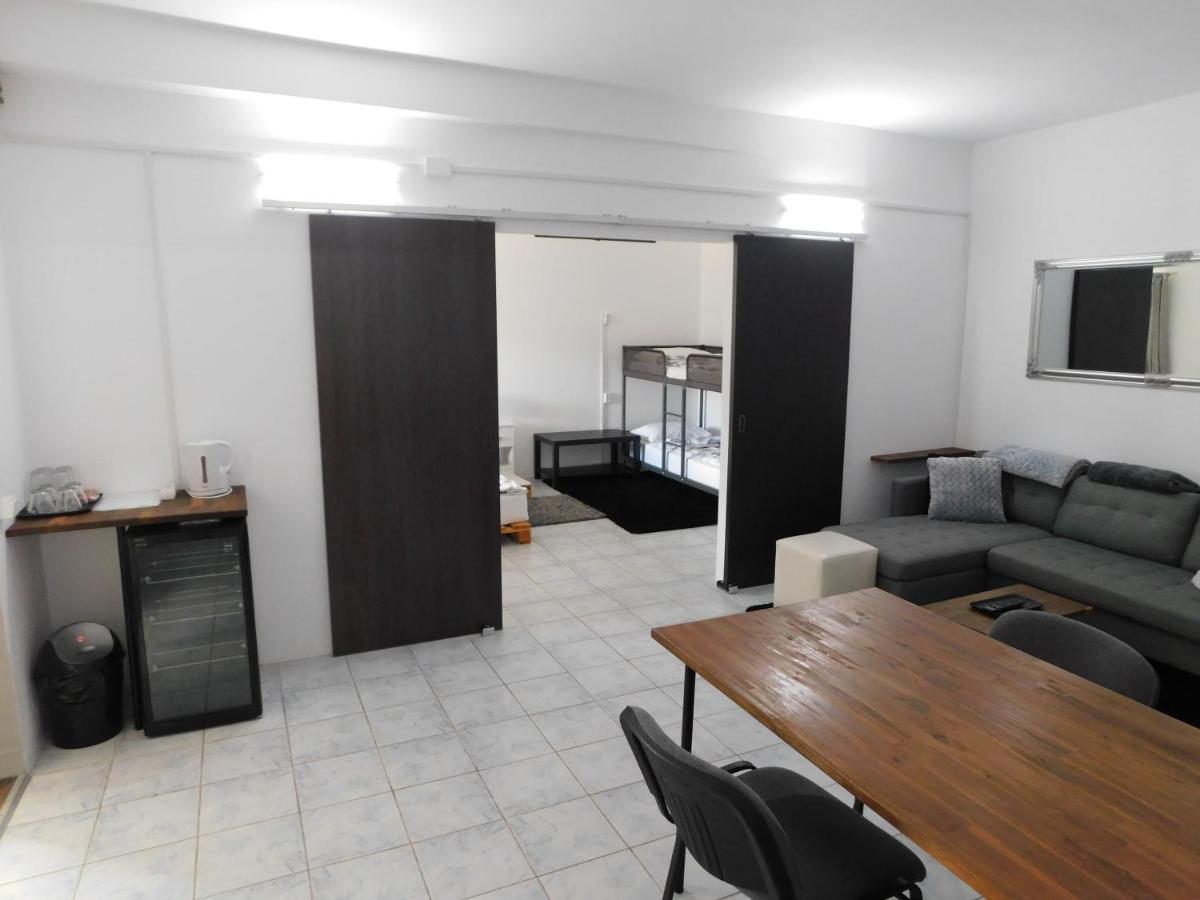 Mountain Vista Suites Zărneşti Exteriör bild