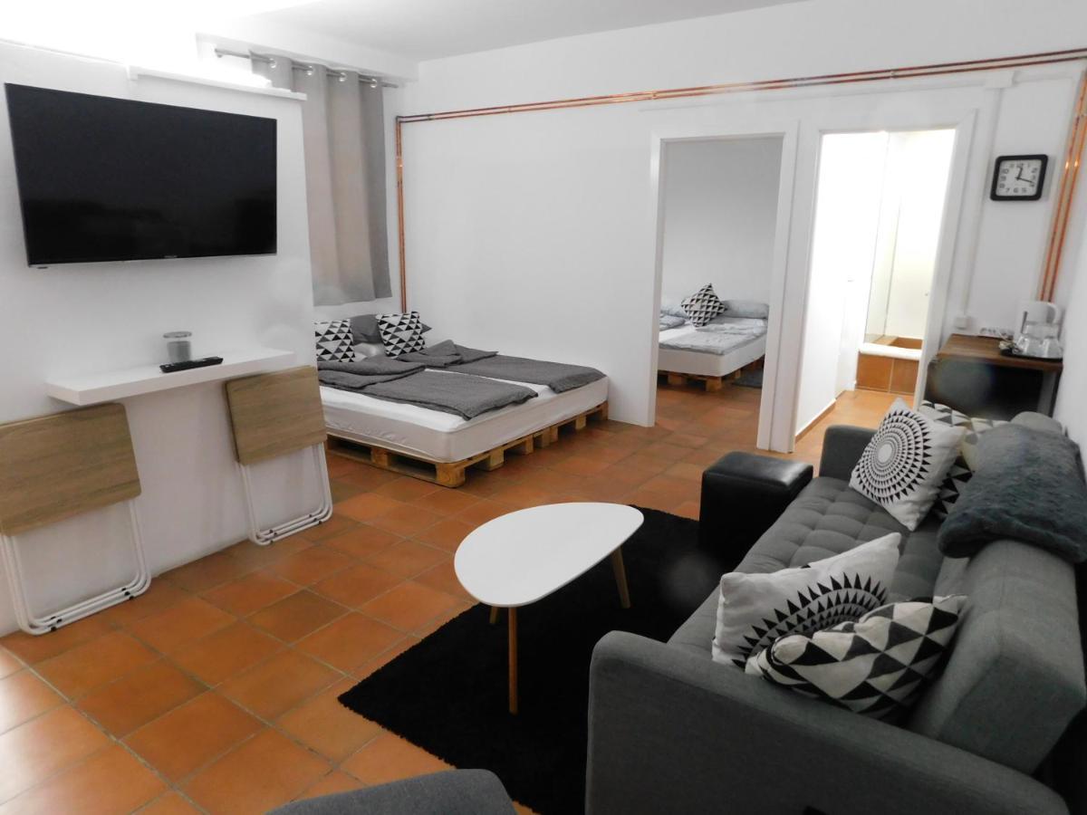 Mountain Vista Suites Zărneşti Exteriör bild